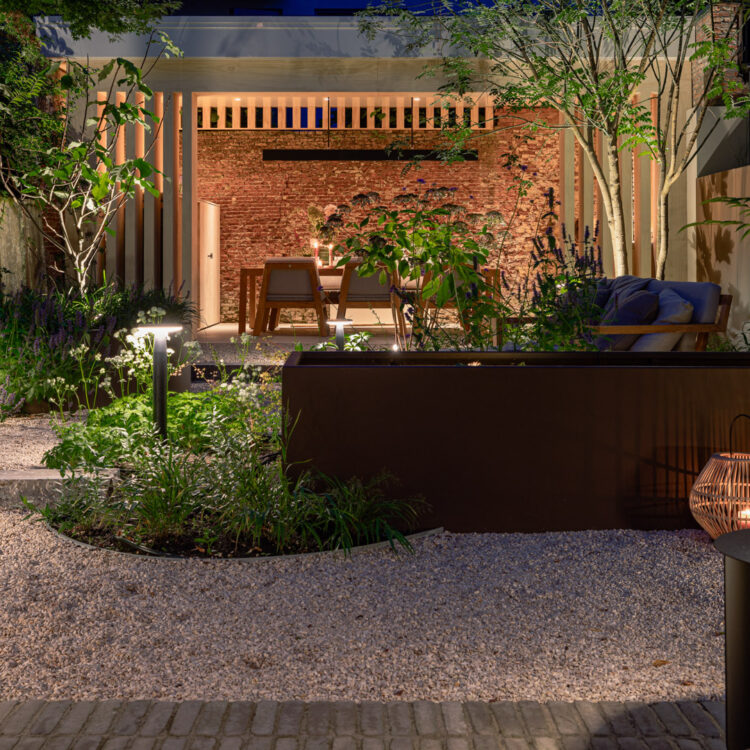 City Serenity: A secret Garden in Amsterdam