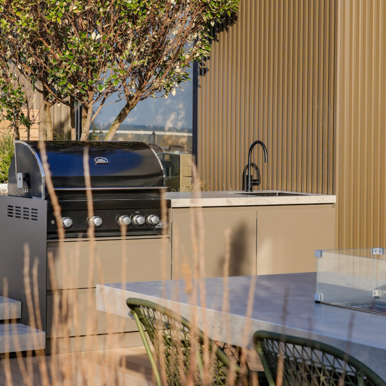 Sky High Neolith Kitchen
